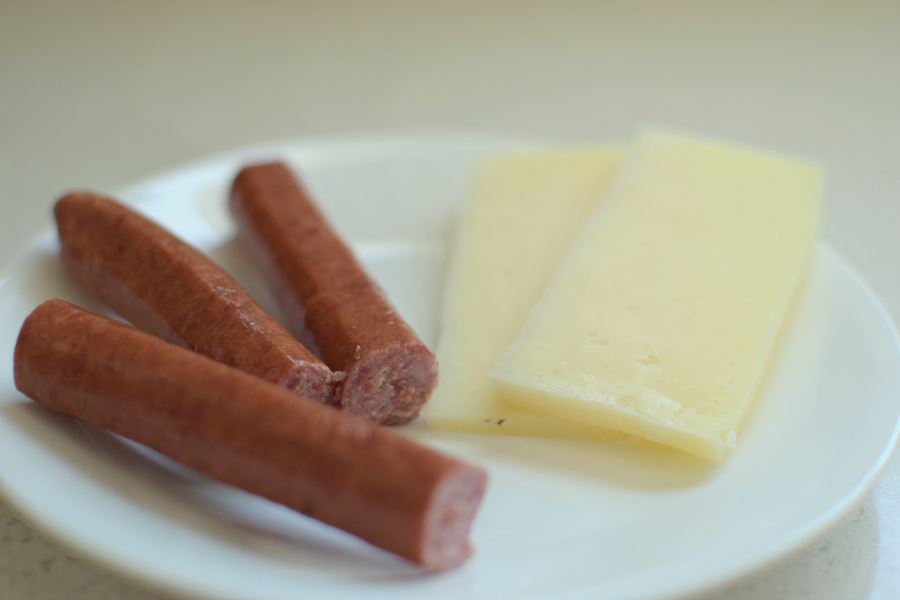 beef sticks with cheese